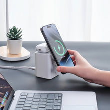 Load image into Gallery viewer, Mag 4 GaN 30W 4-in-1 Power Charging Station