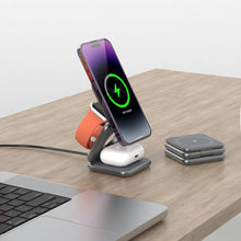 Load image into Gallery viewer, Mag 3 Magnetic 3-in-1 Foldable Travel Charging Station