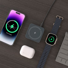 Load image into Gallery viewer, Mag 3 Magnetic 3-in-1 Foldable Travel Charging Station