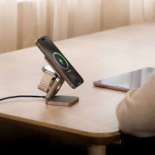Load image into Gallery viewer, Mag 3 Pro Qi2 3-in-1 Foldable Travel Charging Station