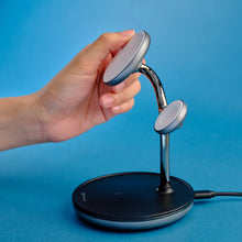Load image into Gallery viewer, OMNIA M3+ Magnetic 3-in-1 Wireless Charging Station (Apple MFW-Certified)
