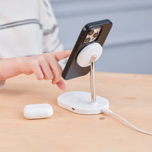 Load image into Gallery viewer, OMNIA M2+ MagSafe 2 +1 Wireless Charging Station