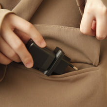 Load image into Gallery viewer, OMNIA P3 USB-C 33W Compact Wall Charger