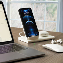 Load image into Gallery viewer, OMNIA Q2x 2-in-1 Wireless Charging Station